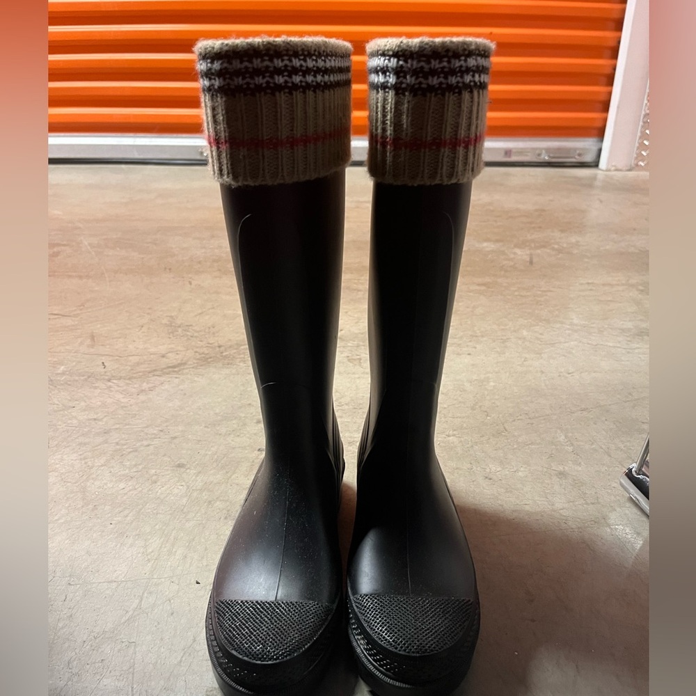 Women’s Burberry Rainboot